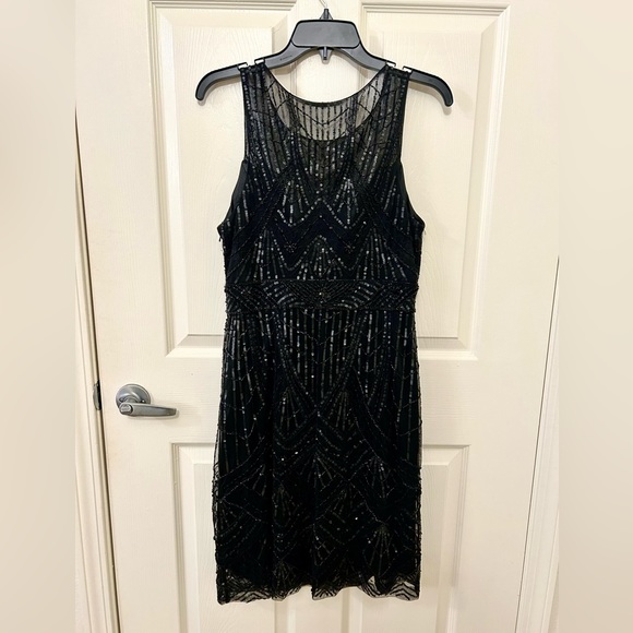 STUNNING Sue Wong Nocturne Beaded Dress EUC - Picture 3 of 8